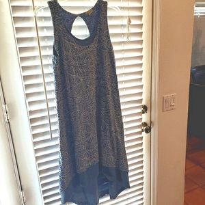 Mod-o-doc dress MED. Smokefree.